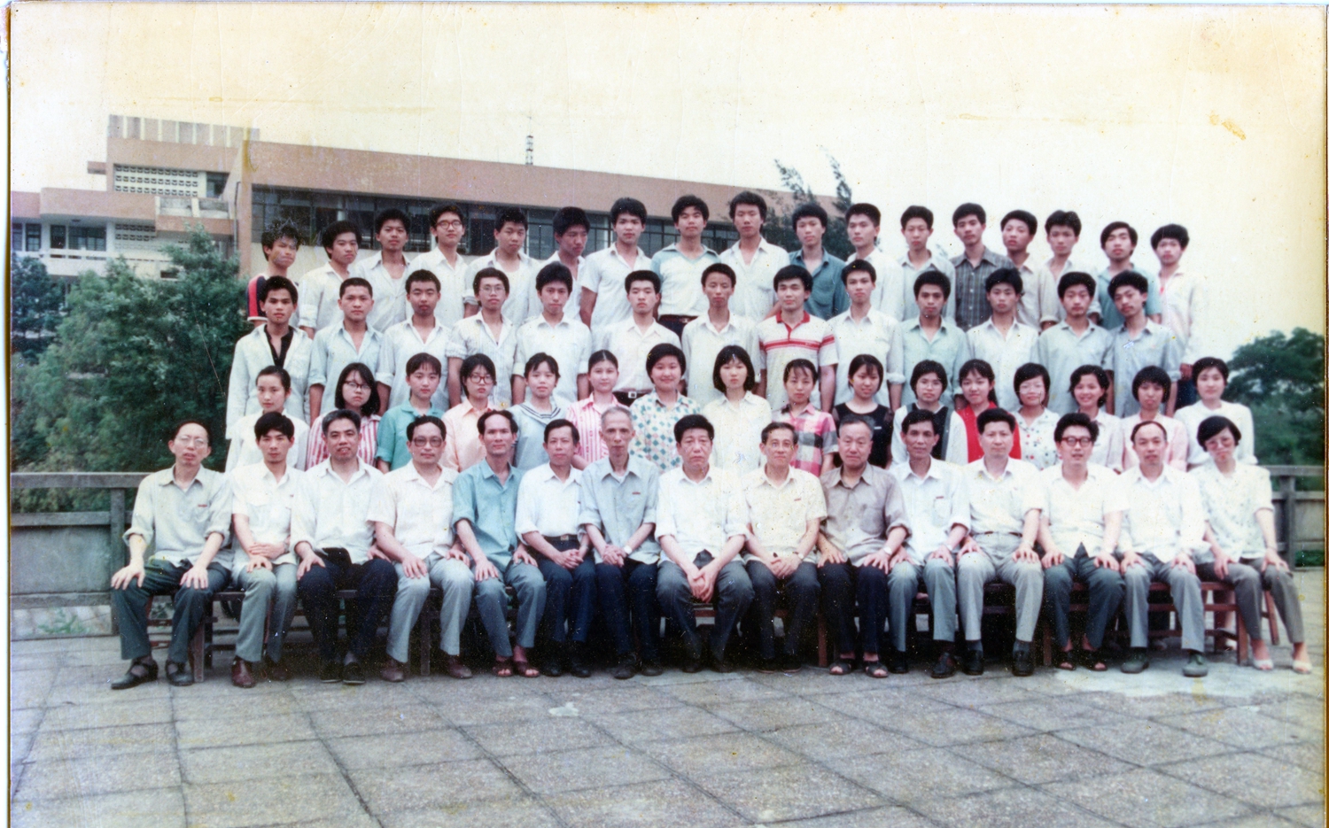 福建师大附中1989届高中毕业合影